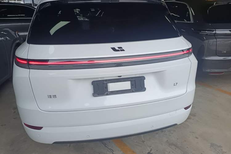 Used Li Auto L7 2024 Pro Model Rear