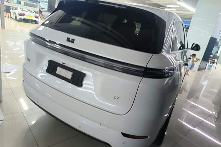 Used Li Auto L7 2024 Ultra Model Rear Right 45 Deg
