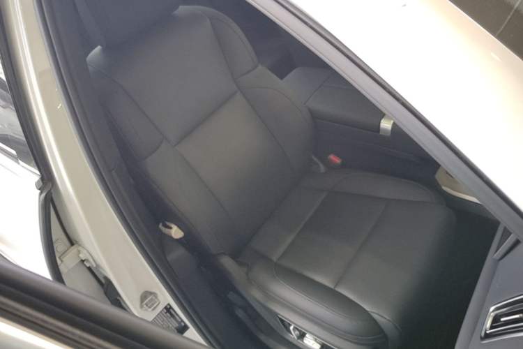 Used Li Auto L7 2024 Pro Model Right Front Seat