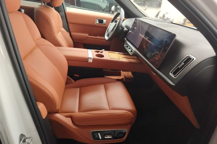 Used Li Auto L7 2024 MAX Model Right Front Seat