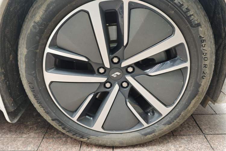 Used Li Auto L7 2024 MAX Model Right Front Wheel Hub