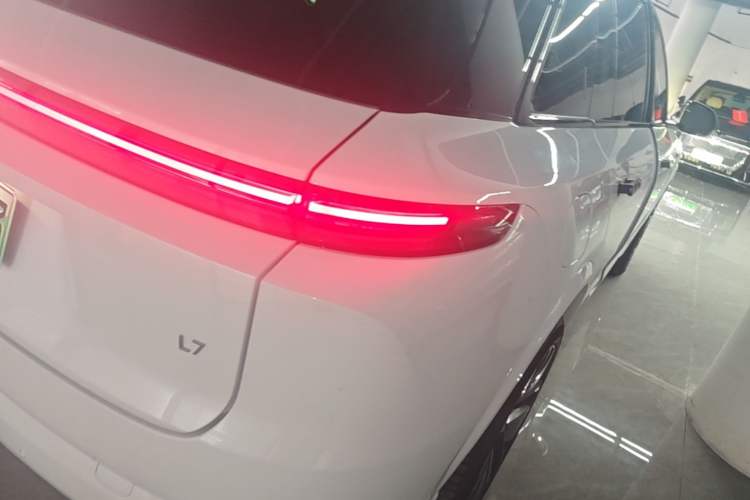 Used Li Auto L7 2024 MAX Model Right Rear Taillight