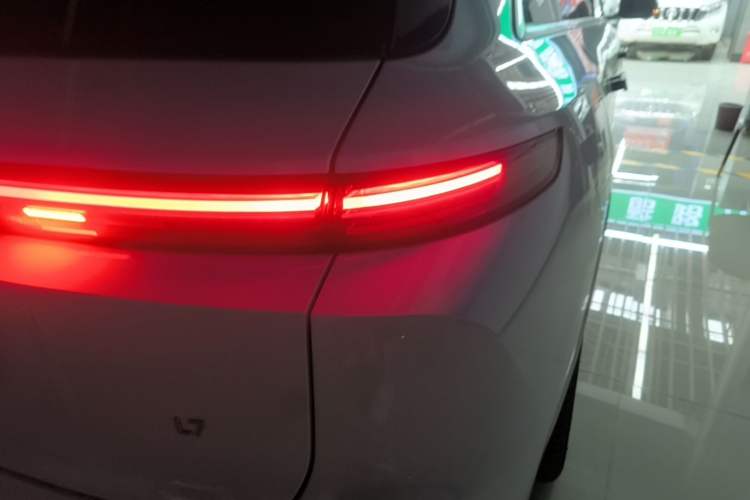 Used Li Auto L7 2024 Ultra Model Right Rear Taillight
