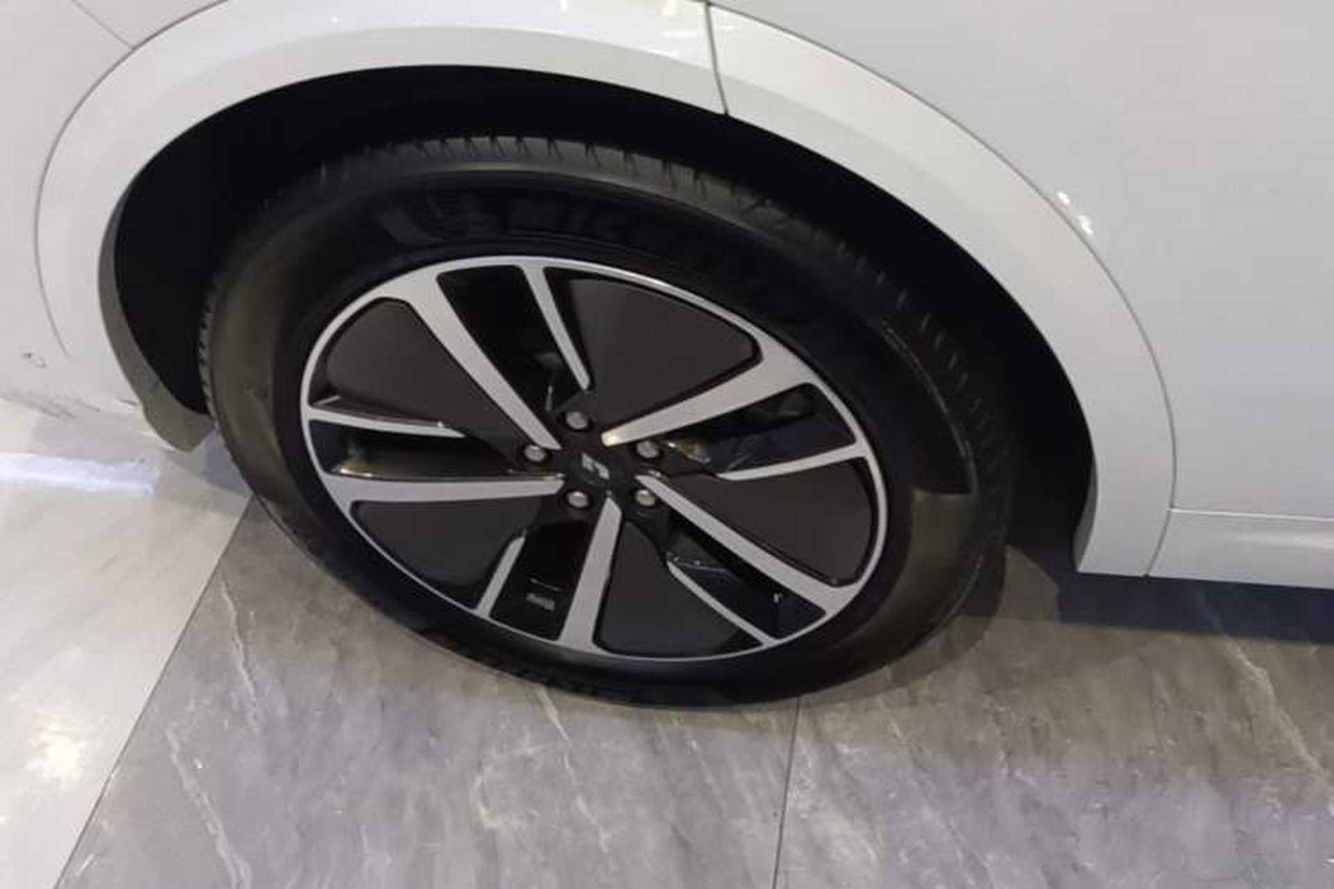 Used Li Auto L7 2024 Pro Model Right Rear Wheel Hub