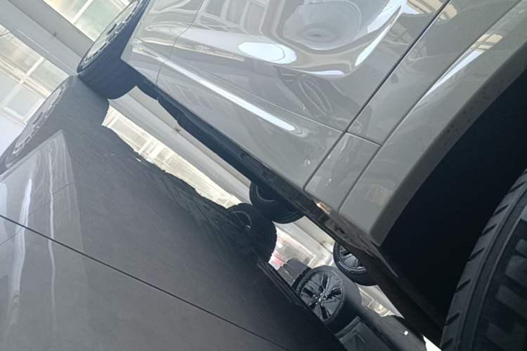 Used Li Auto L7 2024 MAX Model Right Side Sill
