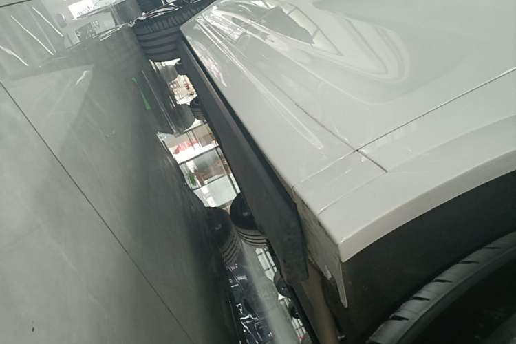 Used Li Auto L7 2024 Ultra Model Right Side Sill