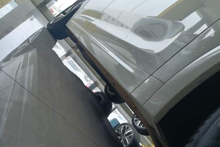 Used Li Auto L7 2024 MAX Model Right Side Sill