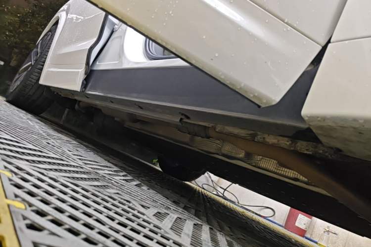 Used Li Auto L7 2024 MAX Model Right Side Sill
