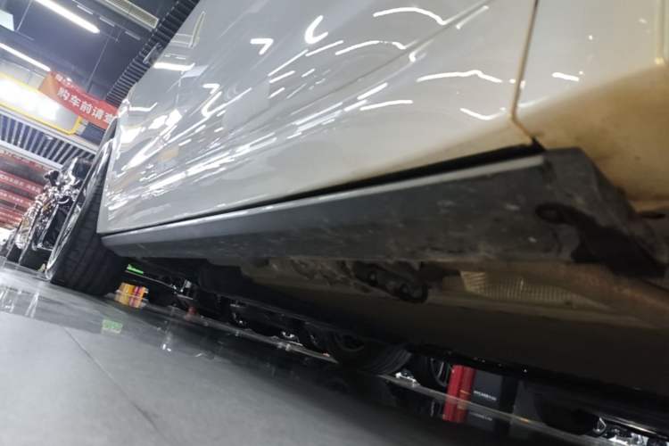 Used Li Auto L7 2024 Pro Model Right Side Sill