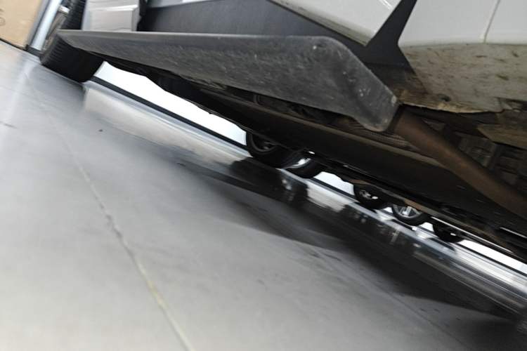 Used Li Auto L7 2024 MAX Model Right Side Sill
