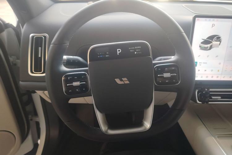 Used Li Auto L7 2024 Pro Model Steering Wheel