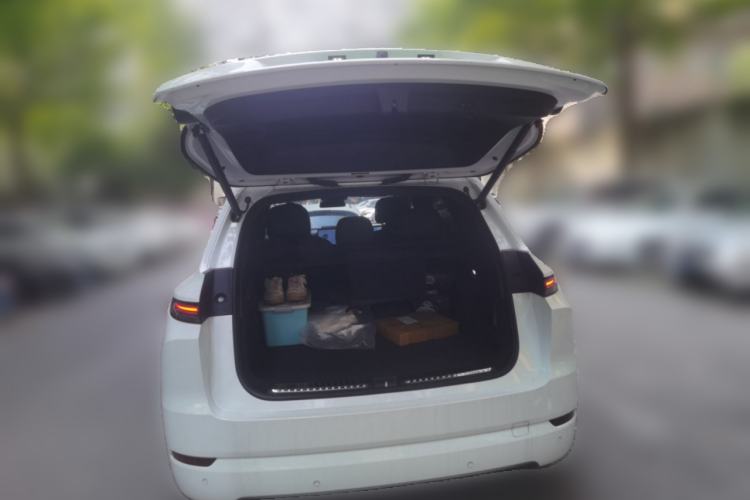 Used Li Auto L7 2024 Pro Model Trunk