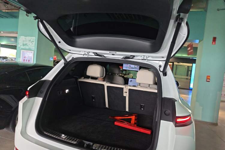 Used Li Auto L7 2024 Ultra Model Trunk