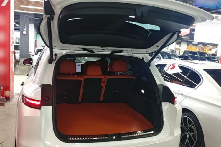 Used Li Auto L7 2024 MAX Model Trunk