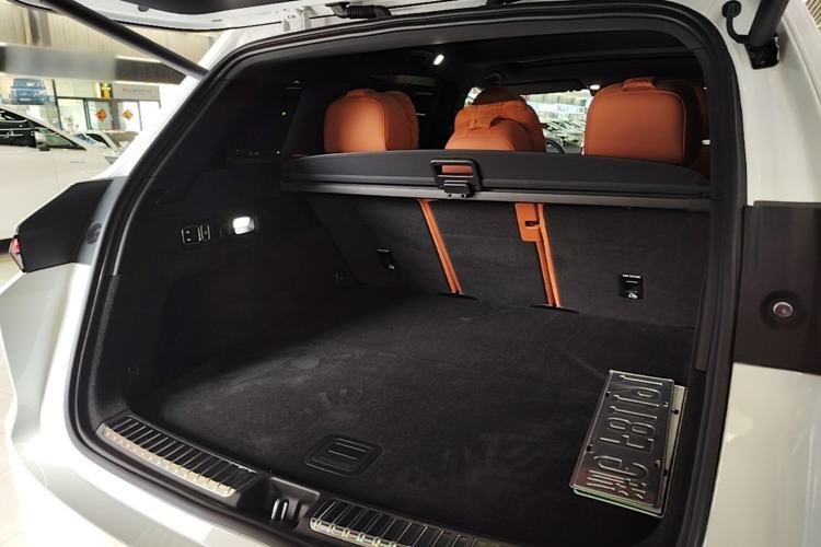 Used Li Auto L7 2024 MAX Model Trunk