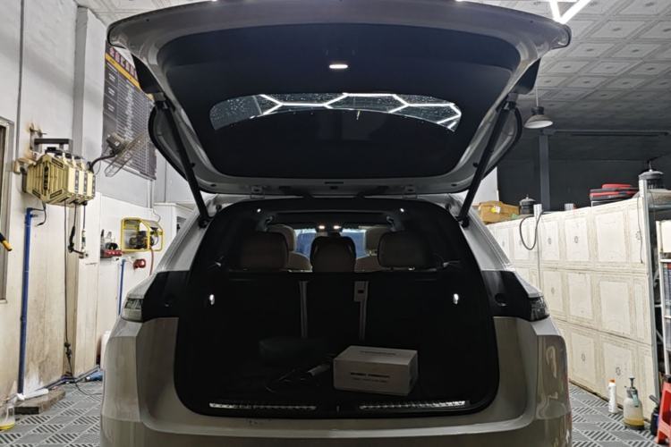 Used Li Auto L7 2024 MAX Model Trunk