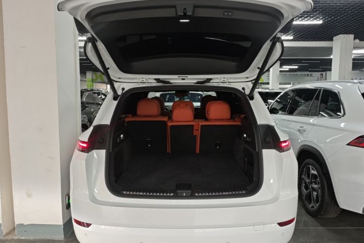 Used Li Auto L7 2024 MAX Model Trunk