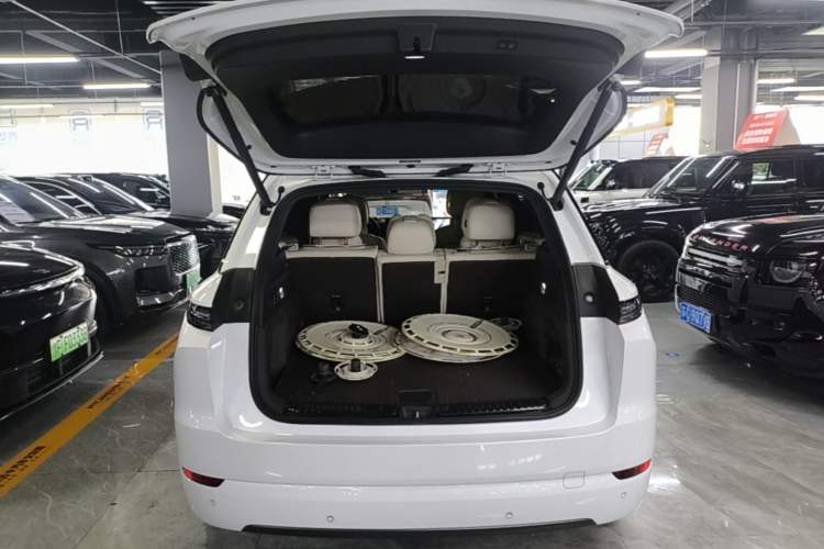 Used Li Auto L7 2024 Pro Model Trunk