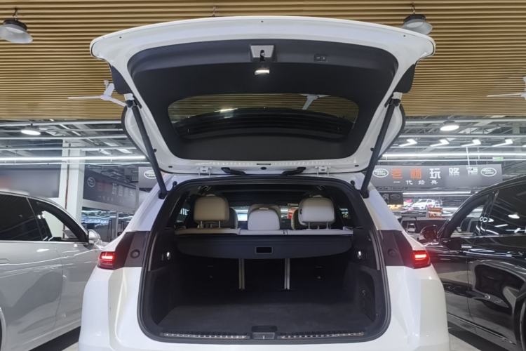 Used Li Auto L7 2024 MAX Model Trunk