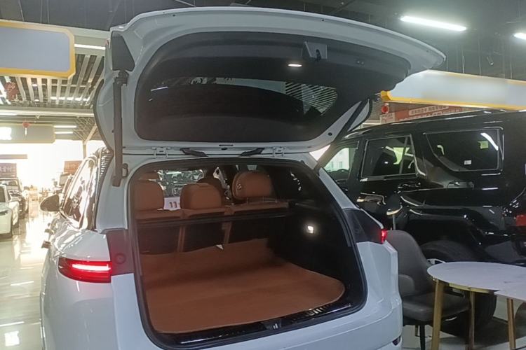 Used Li Auto L7 2024 MAX Model Trunk