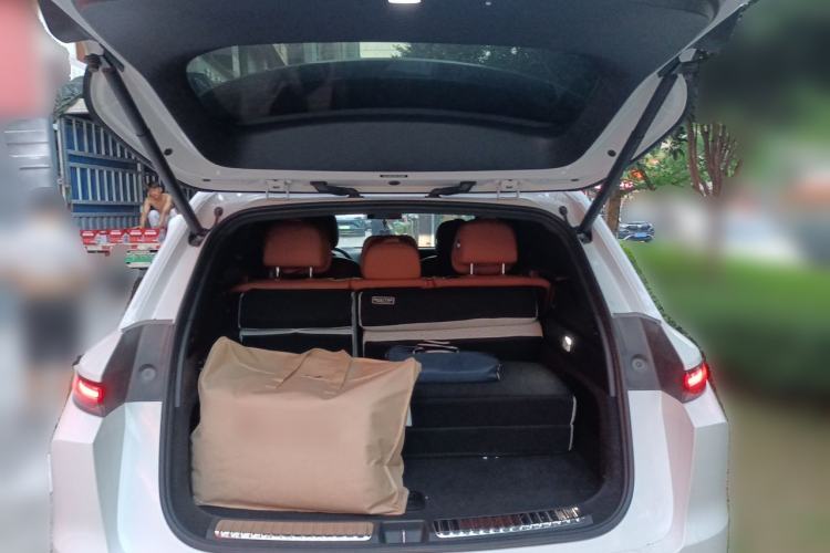 Used Li Auto L7 2024 MAX Model Trunk