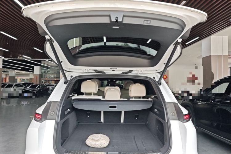 Used Li Auto L7 2024 MAX Model Trunk