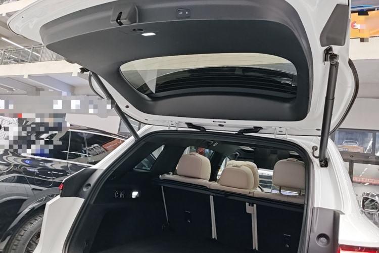 Used Li Auto L7 2024 Ultra Model Trunk