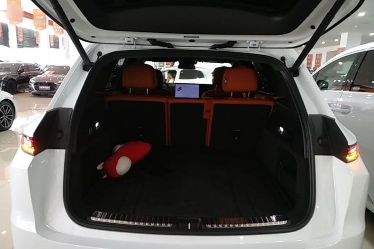 Used Li Auto L7 2024 MAX Model Trunk