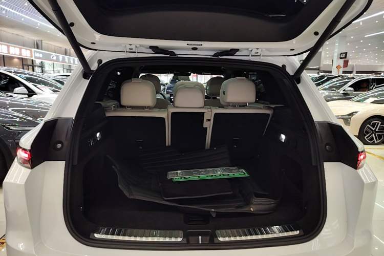 Used Li Auto L7 2024 Ultra Model Trunk