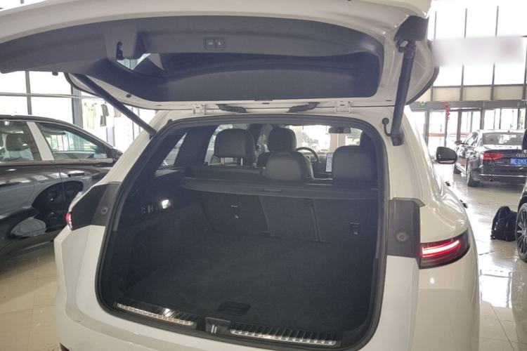 Used Li Auto L7 2024 Pro Model Trunk