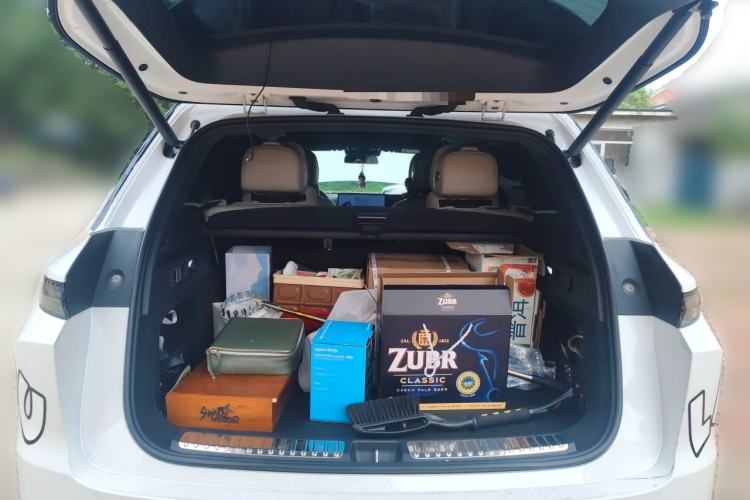Used Li Auto L7 2024 Ultra Model Trunk