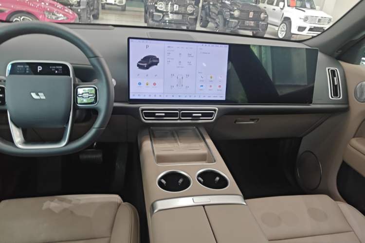 Used Li Auto L7 2025 Max Smart Refresh Edition Audio And AC Panel