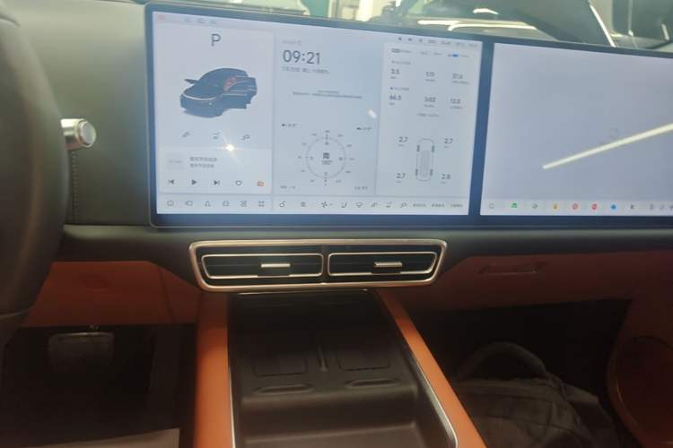 Used Li Auto L7 2025 Ultra Smart Refreshed Edition Audio And AC Panel