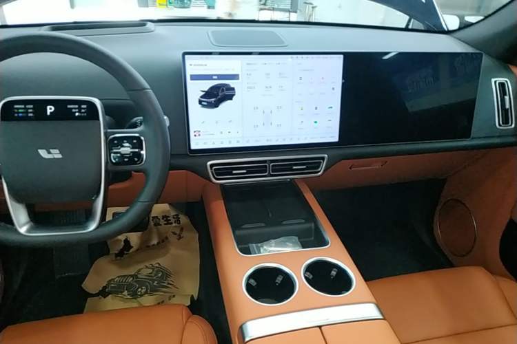 Used Li Auto L7 2025 Max Smart Refresh Edition Audio And AC Panel