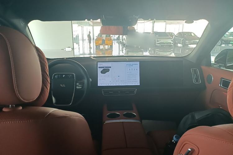 Used Li Auto L7 2025 Max Smart Refresh Edition Center Console