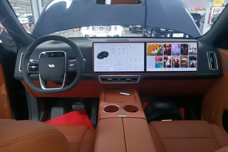 Used Li Auto L7 2025 Pro Smart Refresh Edition Center Console