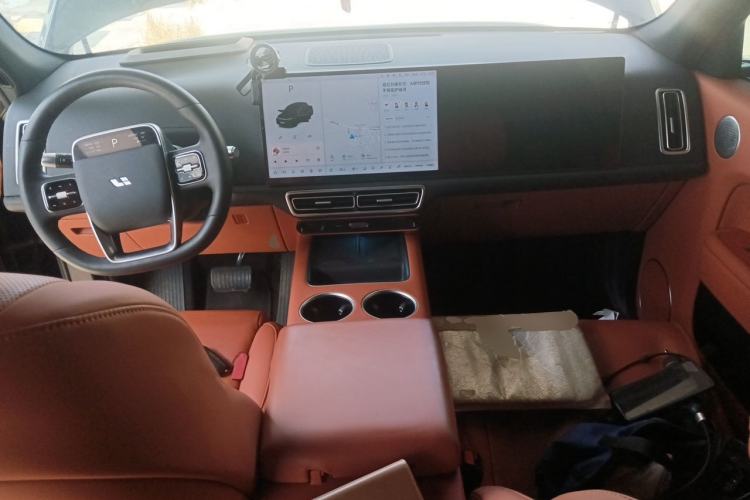 Used Li Auto L7 2025 Pro Smart Refresh Edition Center Console