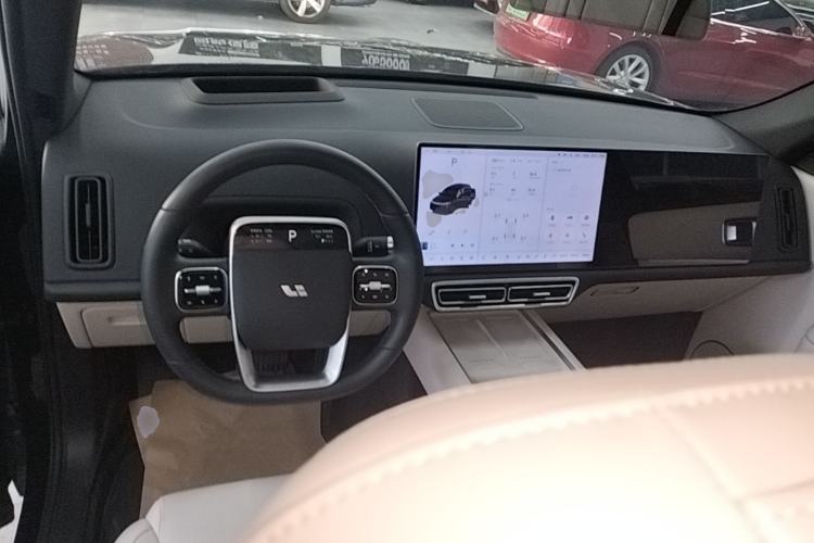 Used Li Auto L7 2025 Max Smart Refresh Edition Center Console