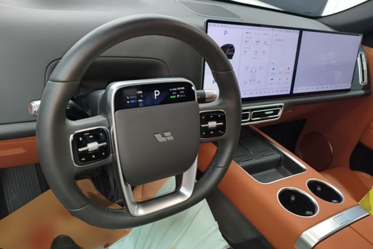 Used Li Auto L7 2025 Ultra Smart Refreshed Edition Center Console