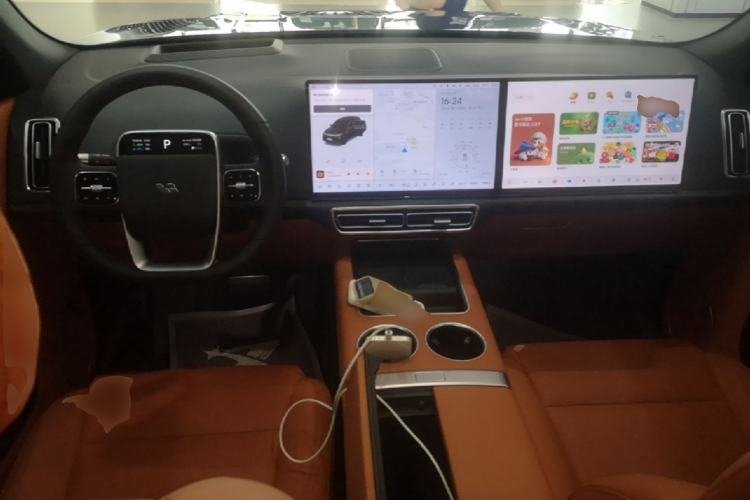 Used Li Auto L7 2025 Pro Smart Refresh Edition Center Console