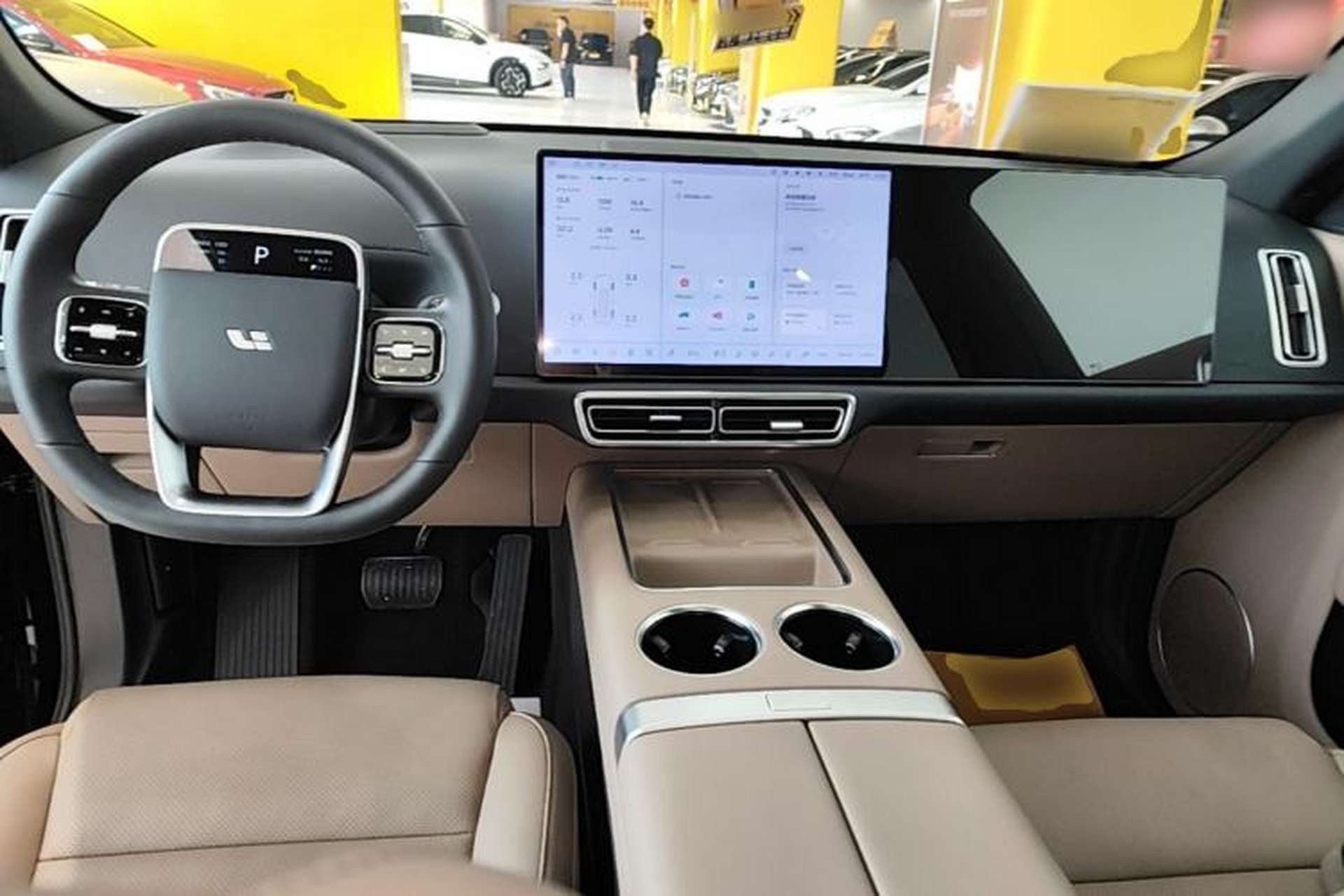 Used Li Auto L7 2025 Pro Smart Refresh Edition Center Console