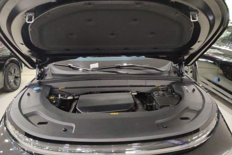 Used Li Auto L7 2025 Max Smart Refresh Edition Engine Bay