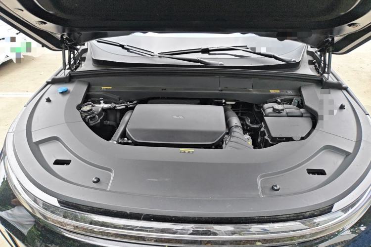 Used Li Auto L7 2025 Max Smart Refresh Edition Engine Bay