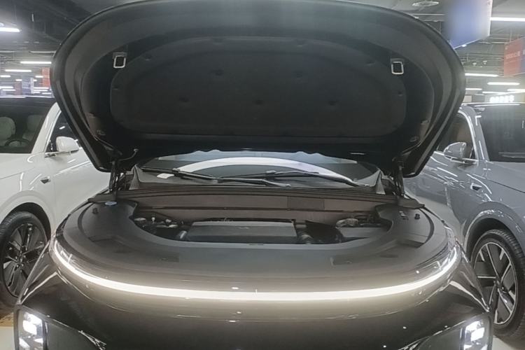 Used Li Auto L7 2025 Max Smart Refresh Edition Engine Bay