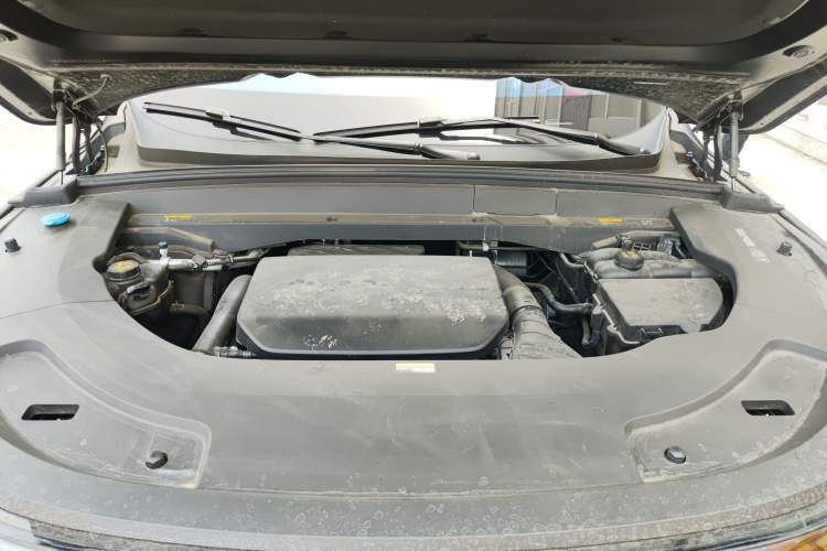 Used Li Auto L7 2025 Pro Smart Refresh Edition Engine Bay