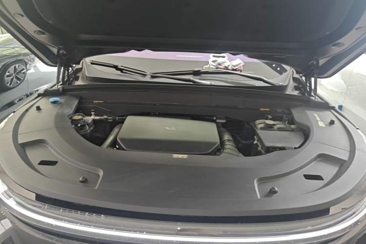 Used Li Auto L7 2025 Max Smart Refresh Edition Engine Bay