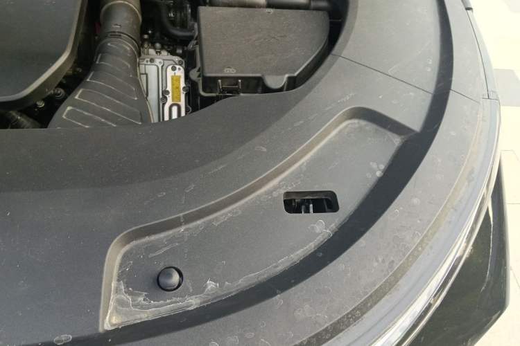 Used Li Auto L7 2025 Max Smart Refresh Edition Engine Bay Left