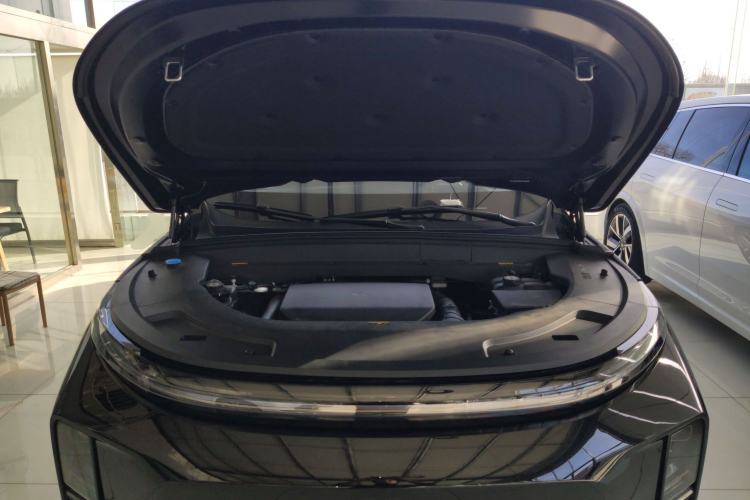 Used Li Auto L7 2025 Ultra Smart Refreshed Edition Engine Bay