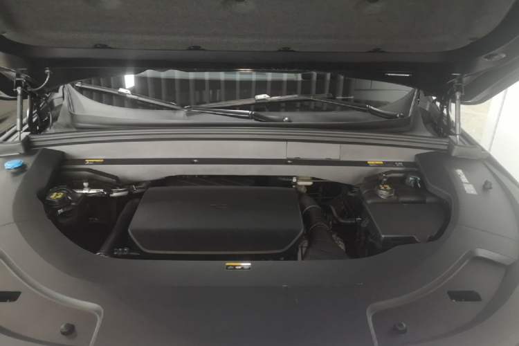Used Li Auto L7 2025 Max Smart Refresh Edition Engine Bay