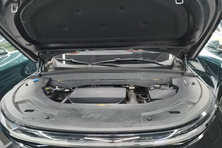 Used Li Auto L7 2025 Ultra Smart Refreshed Edition Engine Bay